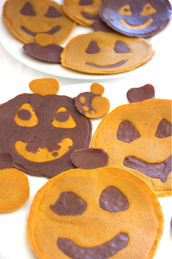 Chocolate Pumpkin Halloween Pancakes | MarlaMeridith.com
