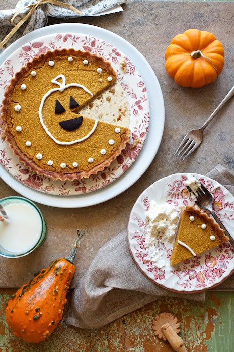 Gluten Free Pumpkin Pie Tart | FamilyFreshCooking.cooking.com #fall #Thanksgiving