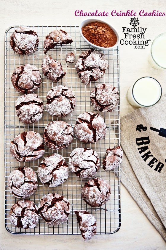 Gluten Free Chocolate Crinkle Cookies | MarlaMeridith.com