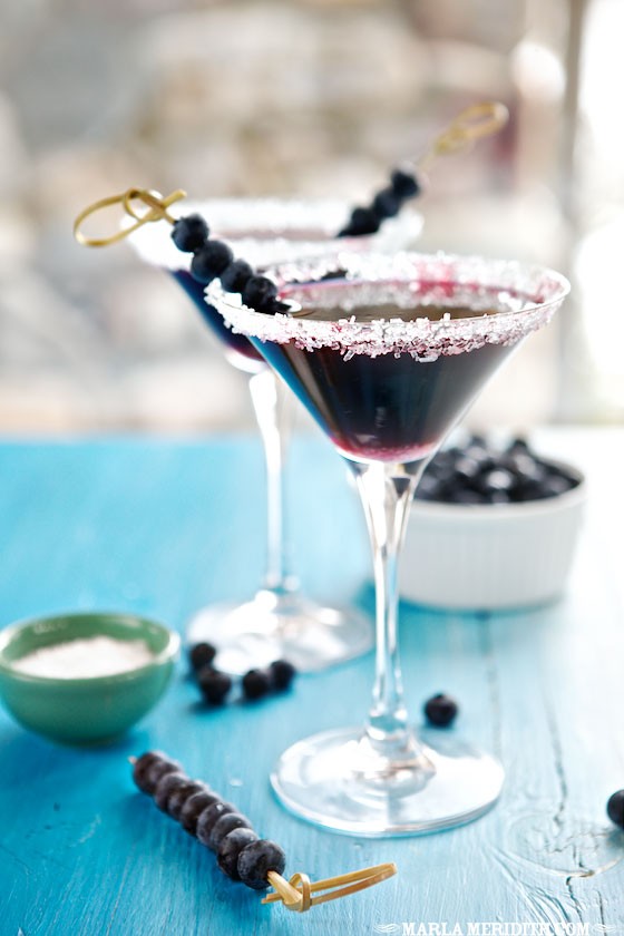 Get the recipe for this amazing Blueberry Martini Cocktail | MarlaMeridith.com