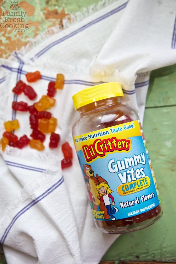 L'il Critters Gummy Vites & a Video! MarlaMeridith.com #ad #BH