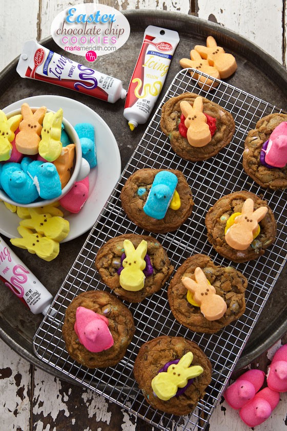 Easter Chocolate Chip Cookies | Make them with the kids! MarlaMeridith.com ( @marlameridith ) #easter #cookies