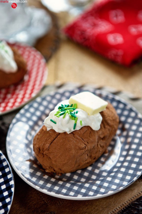 Ice Cream Baked Potato | Fool your favorite dessert lovers with this delicious & creative ice cream sundae! MarlaMeridith.com ( @marlameridith )