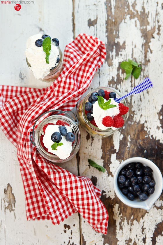 Red, White & Blue Ice Cream Parfaits | July 4th Dessert | MarlaMeridith.com ( @marlameridith )