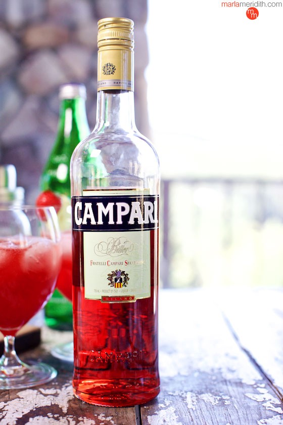 Strawberry Campari Spritz, a refreshing cocktail inspired by my trip to Italy. MarlaMeridith.com ( @marlameridith )