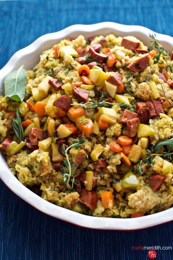 This Sausage & Apple Cornbread Stuffing Recipe, for your Thanksgiving & holiday feasts. Guests will gobble this up! MarlaMeridith.com ( @marlameridith )