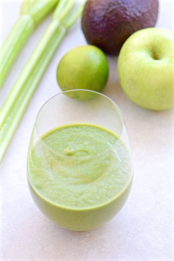 Dandelion Detox Green Smoothie by TastingPage.com | Featured on MarlaMeridith.com ( @marlameridith )