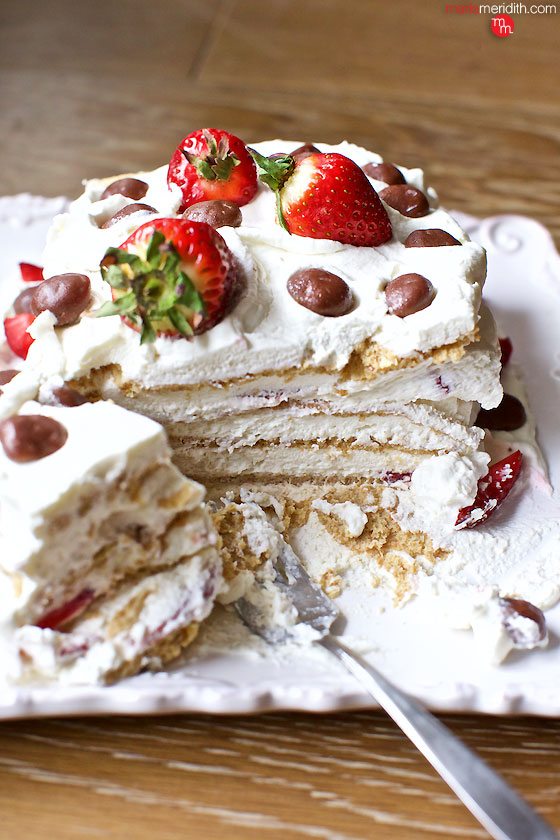 Strawberries and Cream Icebox Cake recipe | MarlaMeridith.com #dessert