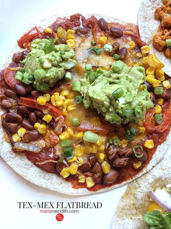 Tex Mex Flatbread #recipe Instead of tacos have your favorite toppings on flatbread! MarlaMeridith.com ( @marlameridith )