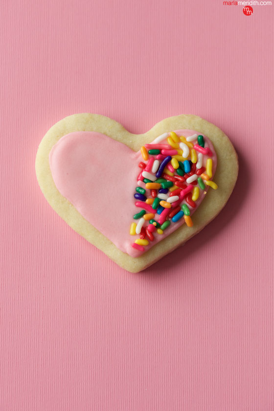 Treat your sweeties to these Confetti Heart Sugar Cookies! #recipe MarlaMeridith.com ( @marlameridith ) 