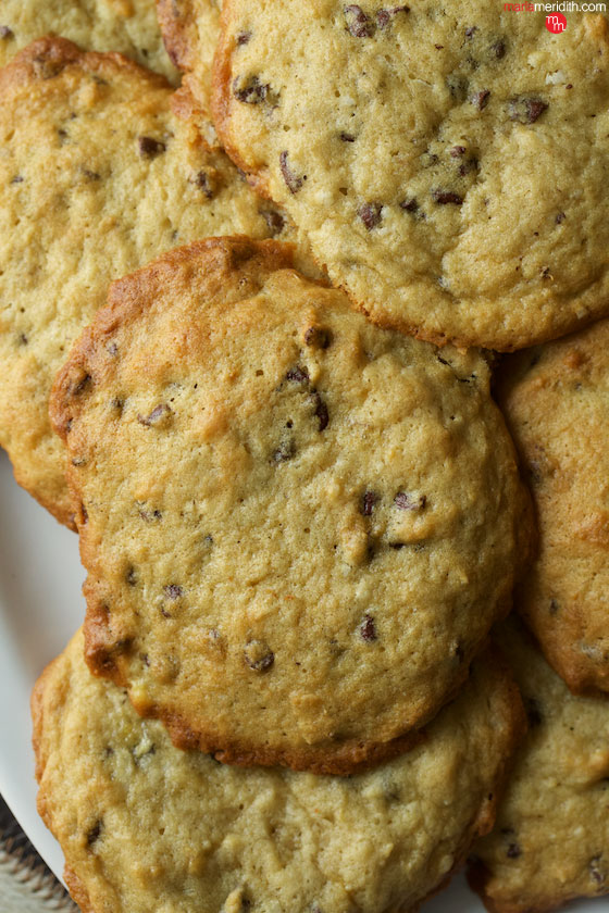 Banana Coconut & Chocolate Chip Cookies, find this #recipe & many more on MarlaMeridith.com ( @marlameridith )