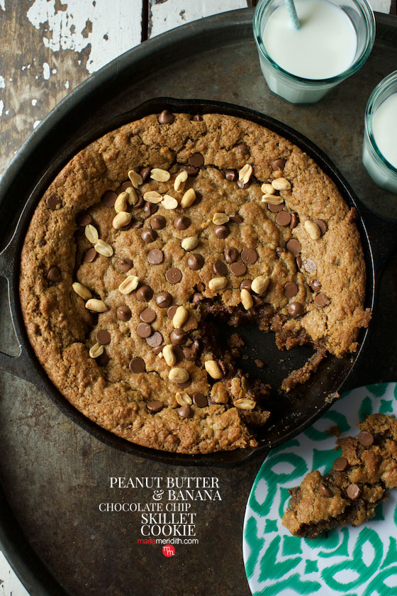 You must try this! Peanut Butter & Banana Chocolate Chip Skillet Cookie recipe. Serve warm with your favorite ice cream. MarlaMeridith.com ( @marlameridith )