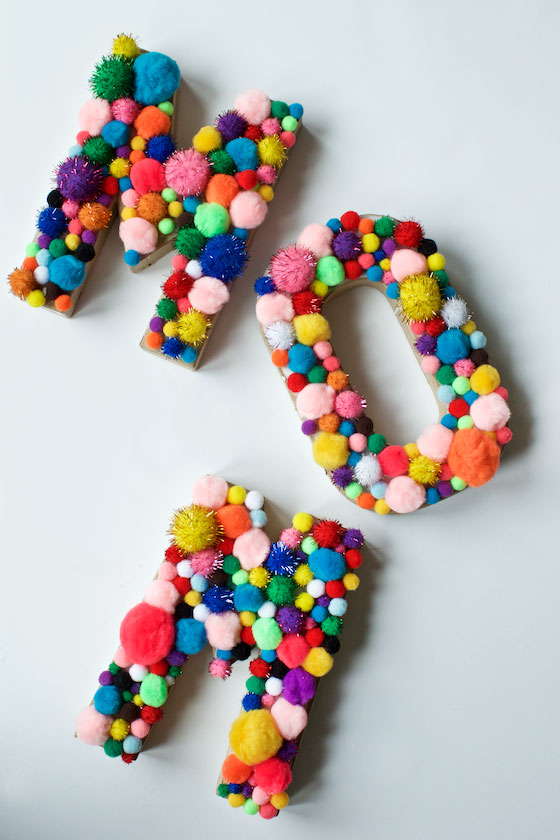 DIY Pom Pom Letters for MOM! A fun craft to make for Mother's Day | MarlaMeridith.com ( @marlameridith )