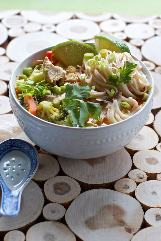 Tom Ka Gai Soup (Thai Coconut Curry Chicken Soup) | Find this delicious recipe on MarlaMeridith.com ( @marlameridith )