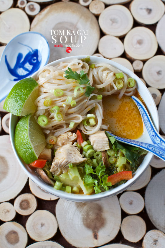 TOM KA GAI SOUP (THAI COCONUT CURRY CHICKEN SOUP) recipe | marlameridith.com #recipe #soup