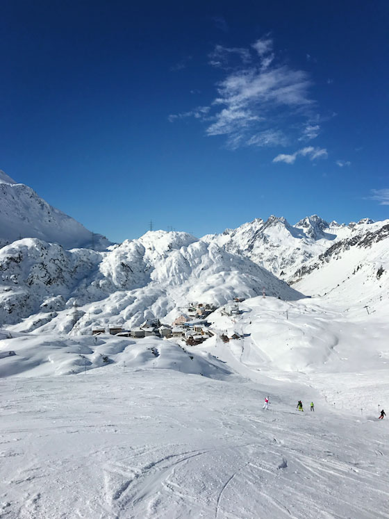 A GREAT place to ski and Aprés all day in St. Anton, Austria! MarlaMeridith.com #travel #ski #austria