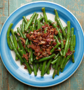 Sautéed Green Beans with Shallots & Bacon recipe