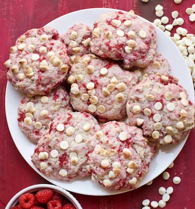 Raspberry White Chocolate Chip Scones are a favorite recipe in our house! MarlaMeridith.com #scones #baking #recipe