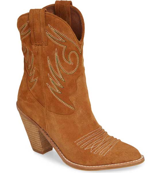 Shop the Post: Giddyup Girl! Chic Western & Ranch Styles for Fall and Winter. This trend is so hot right now. Shop for boots, outfits and accessories! MarlaMeridith.com