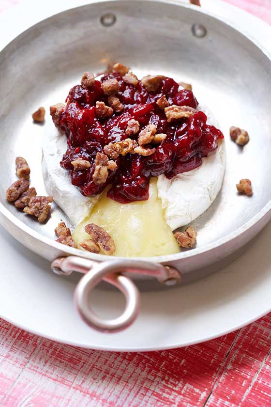 Baked brie with cranberry sauce