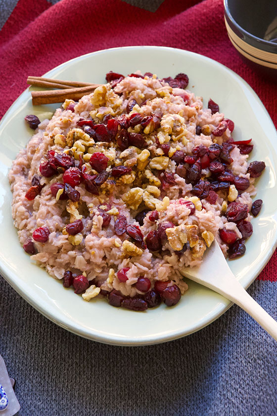 Looking for a new way to prepare oatmeal? Try this healthy, delicious, vegan Maple Cranberry Oatmeal recipe. It's a comforting meal on chilly fall and winter days. MarlaMeridith.com