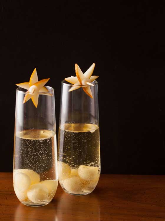 Try this Pear & Bubbles by Spoon Fork Bacon for New Year's Eve!