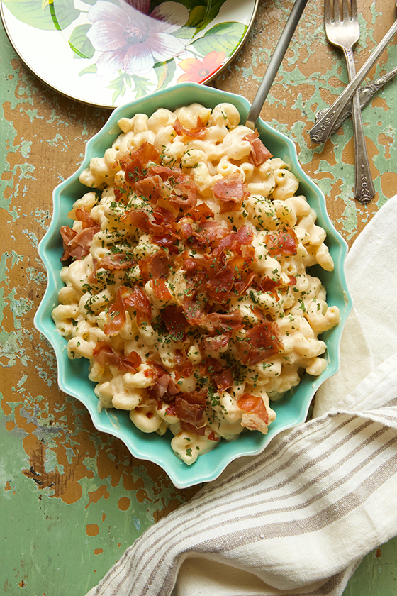 Do you love mac and cheese? Well then this Creamy Stovetop Mac and Cheese with Crispy Prosciutto will become your go-to recipe! Marla-Meridith.com