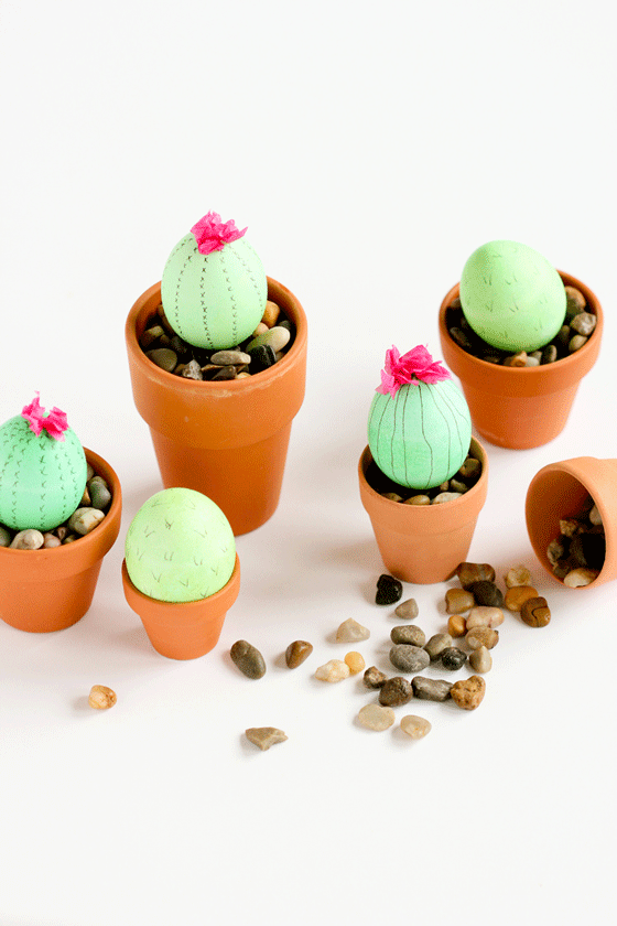 Cactus Easter Eggs are so creative!
